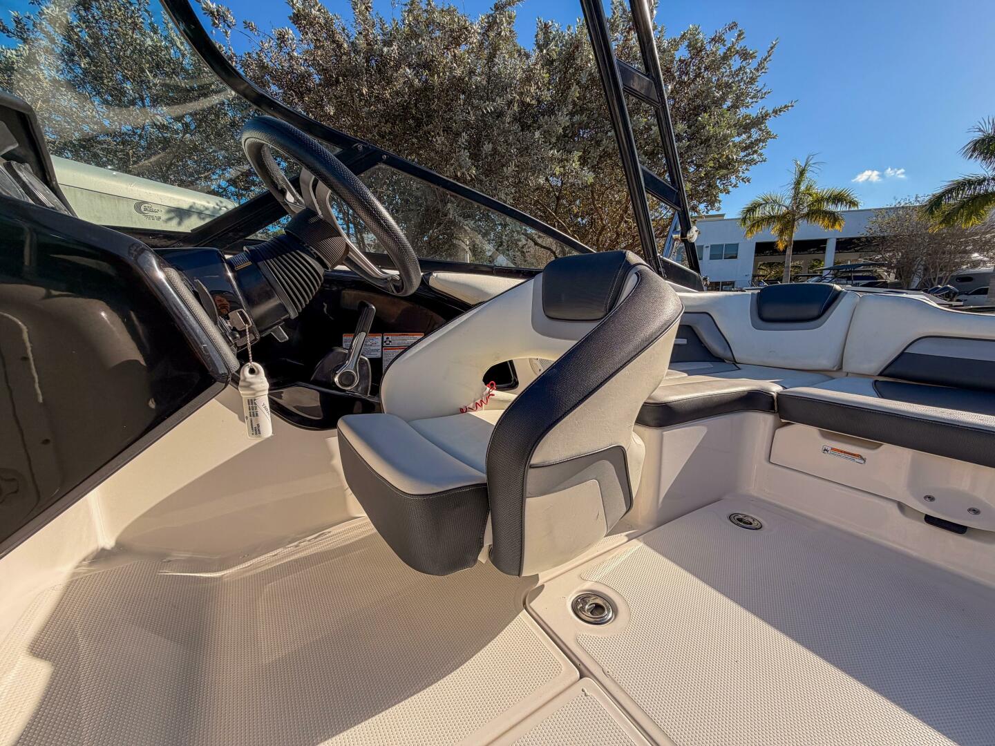 2020 Jeanneau NC 1095 Coupe - Image 57