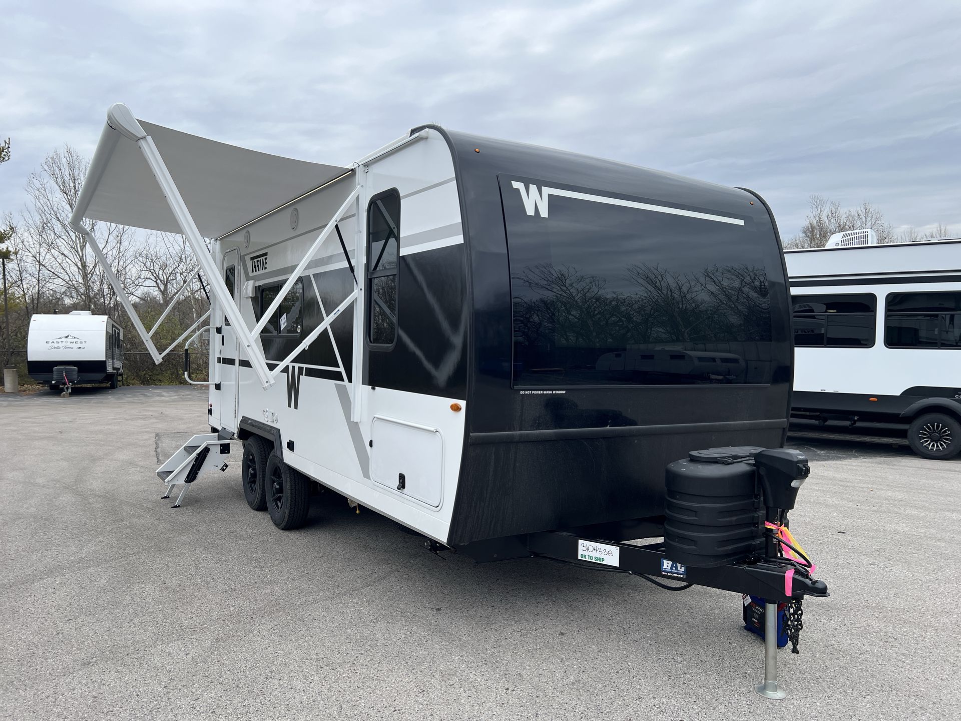 2026 Winnebago Thrive