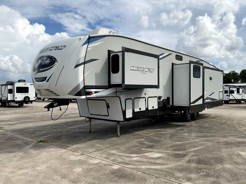 2022 FOREST RIVER ARTICWOLF M-3880 SUITE - Image 4