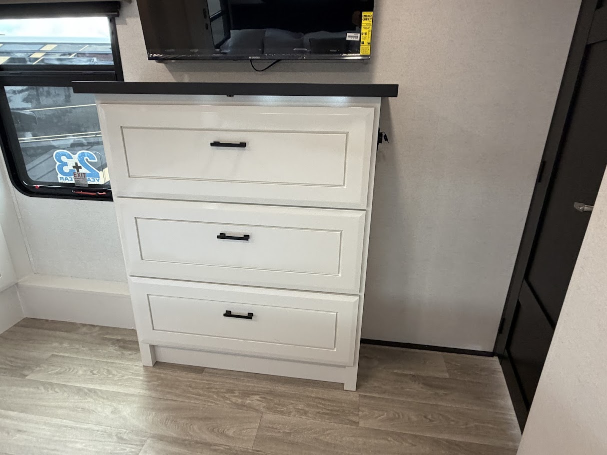 2027 JAYCO PINNACLE 32RLTS - Image 48