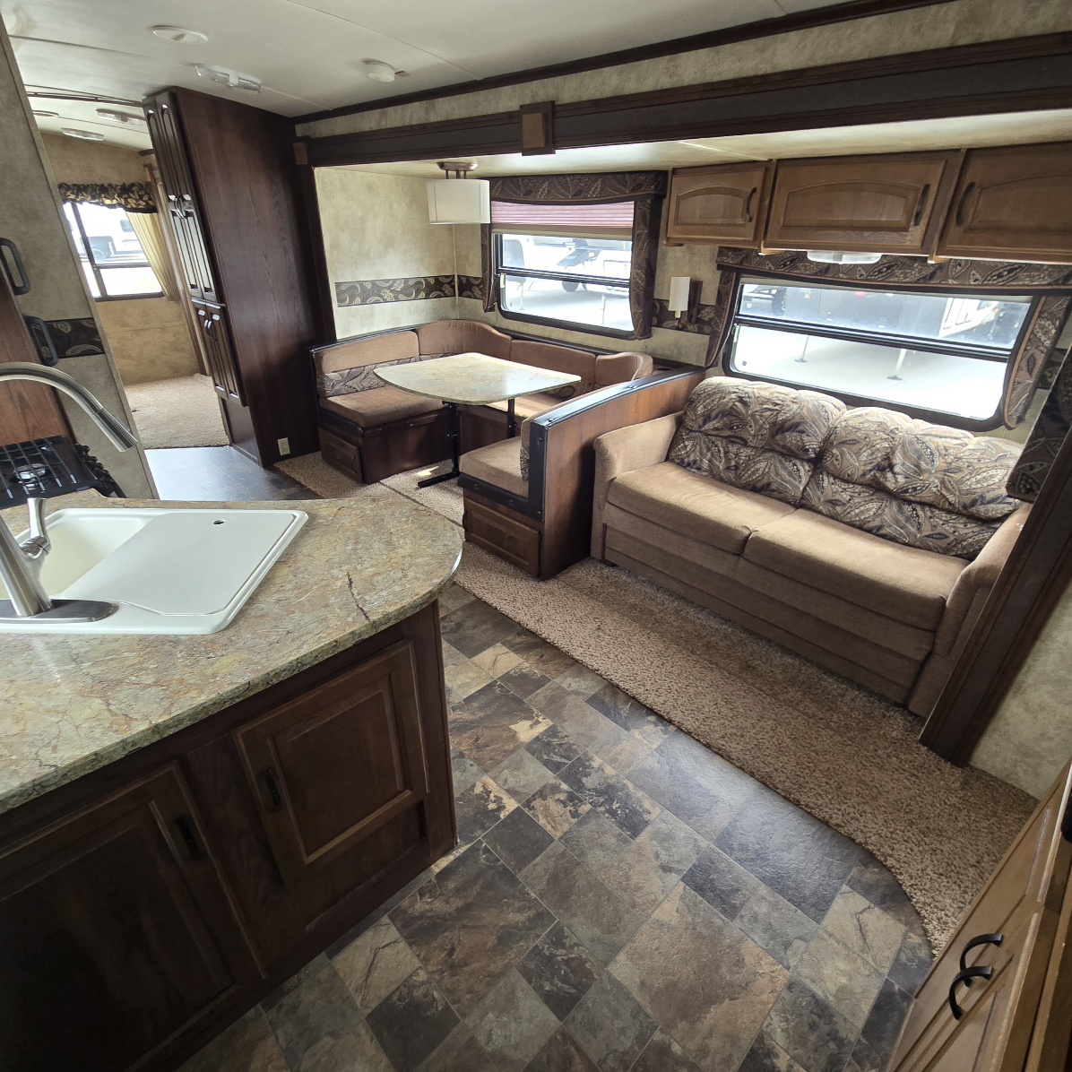 2012 Keystone Outback 312BH - Image 15