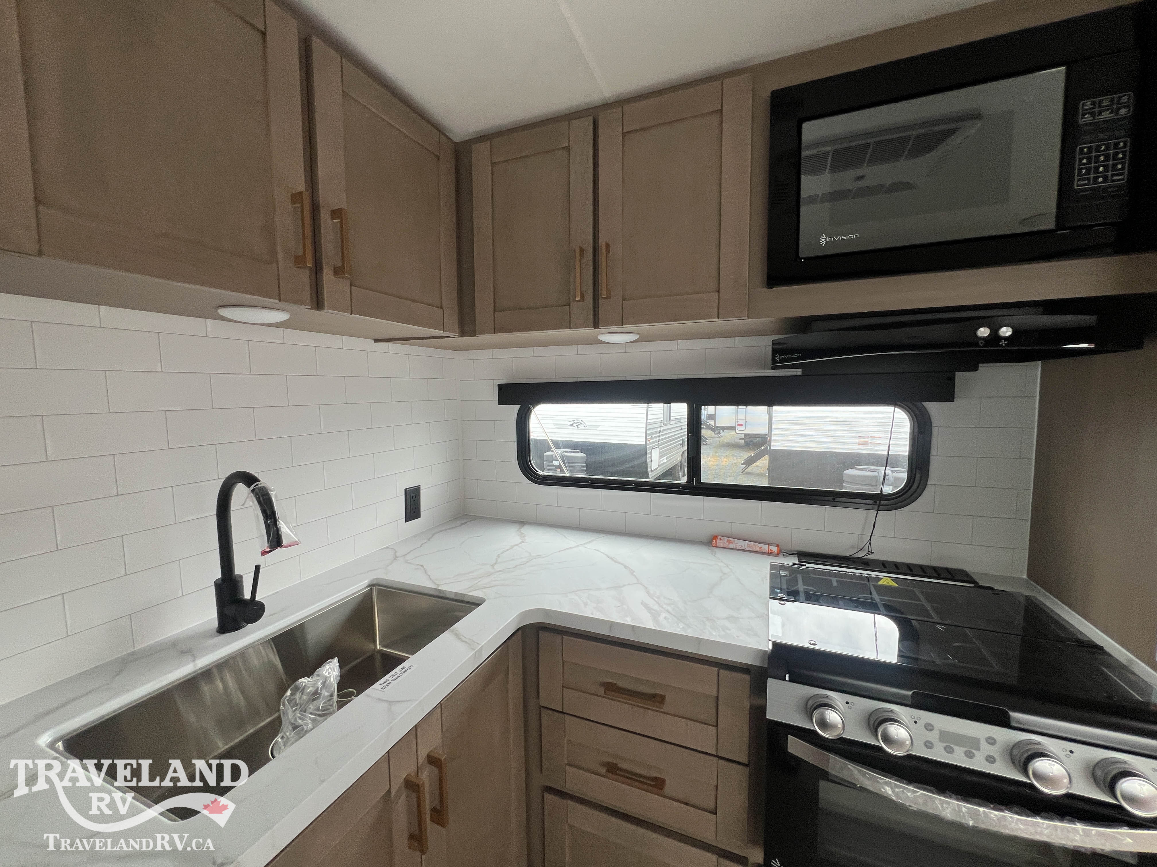 2027 Highland Ridge Range Lite 250RBL - Image 8