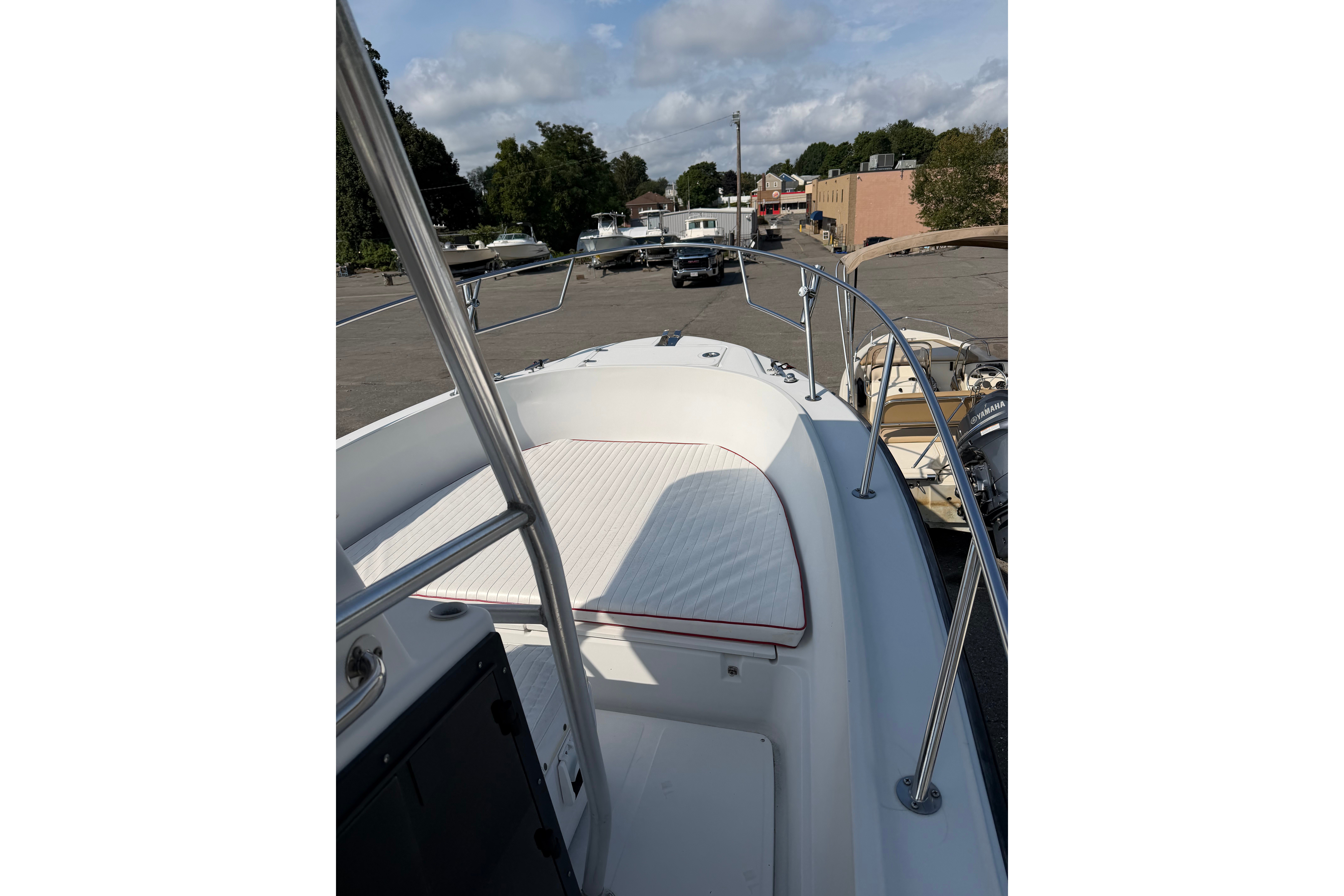 1995 Boston Whaler Boston Whaler 240 Outrage Base - Image 12