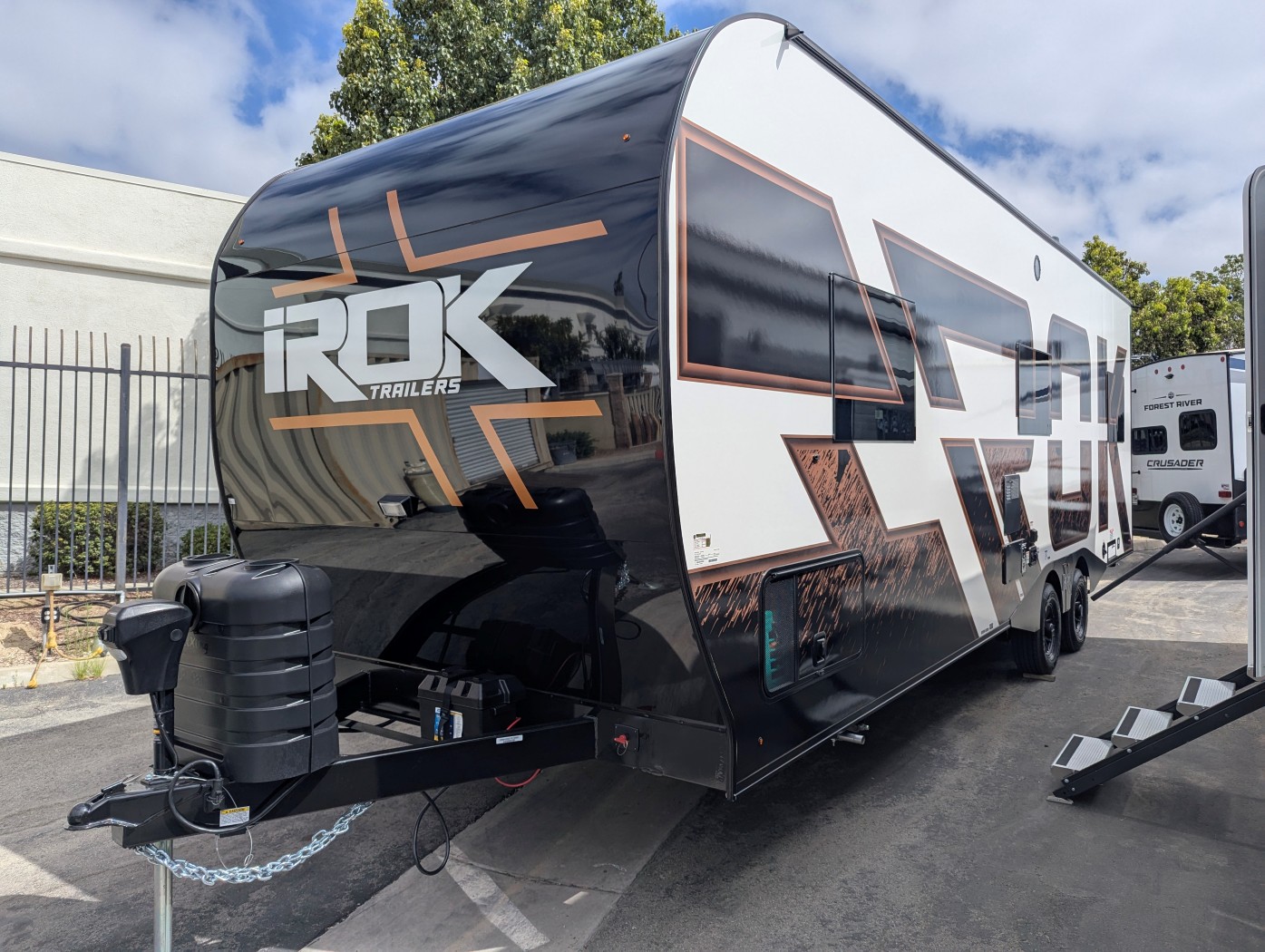2026 IROK Trailers IROK FS Luxe FS 2814 - Image 3