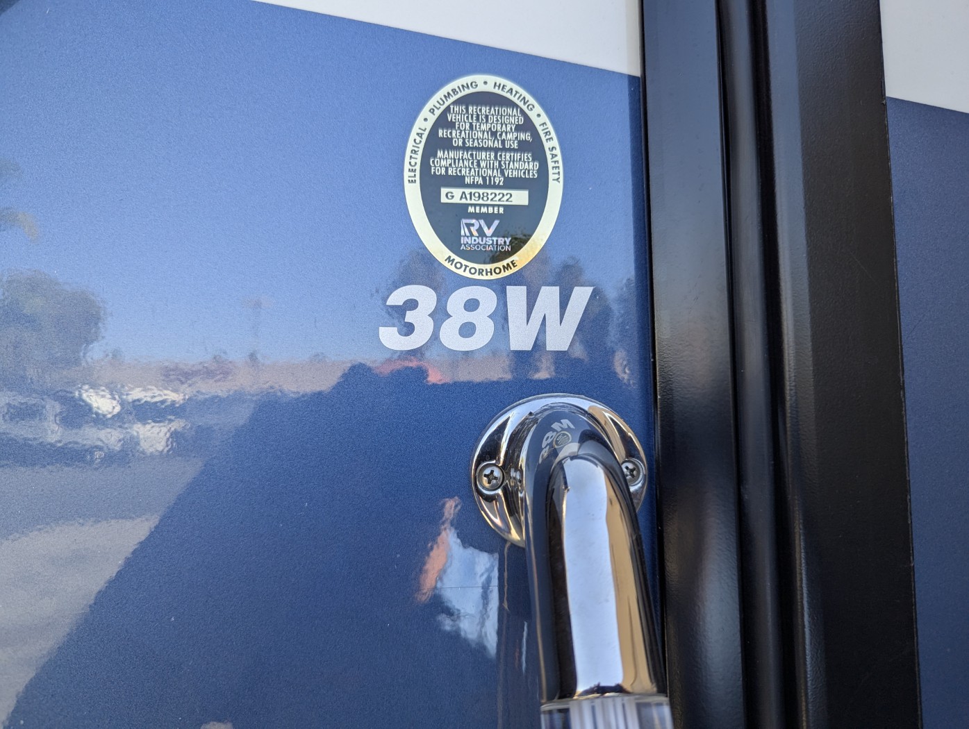 2026 Fleetwood Discovery 38W - Image 6