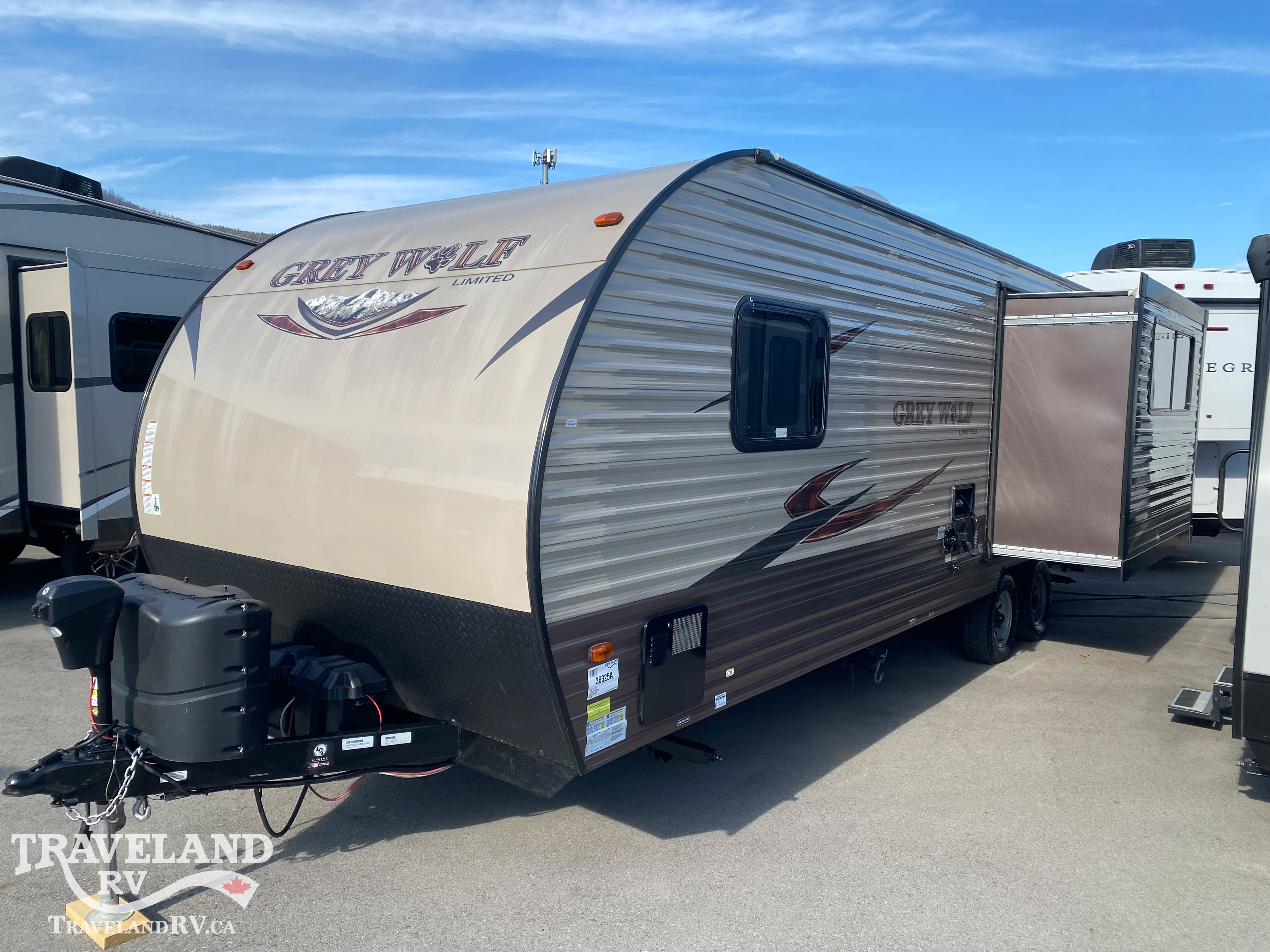 2017 Forest River Grey Wolf 24RK - Image 3