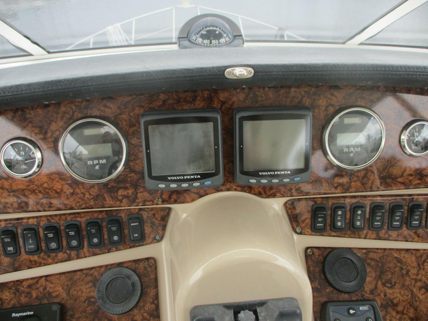 2006 Carver - Image 12