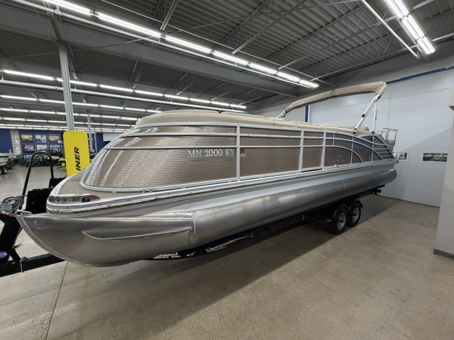 2013 Bennington 2575 GLI Standard - Image 1