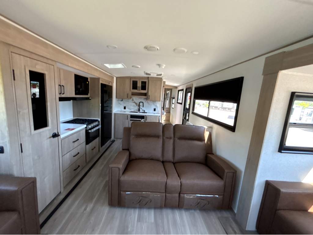 2026 GRAND DESIGN IMAGINE 3100RD - Image 20