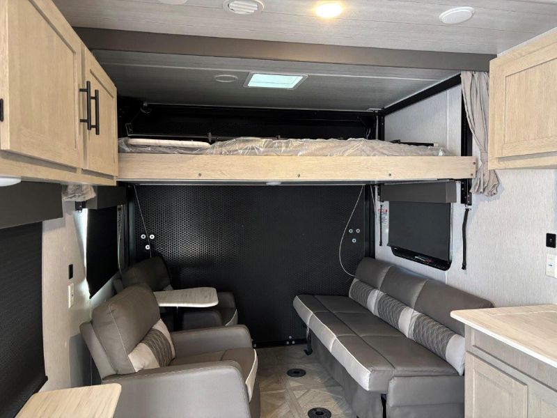 2023 FOREST RIVER EVO LITE 252SS - Image 10