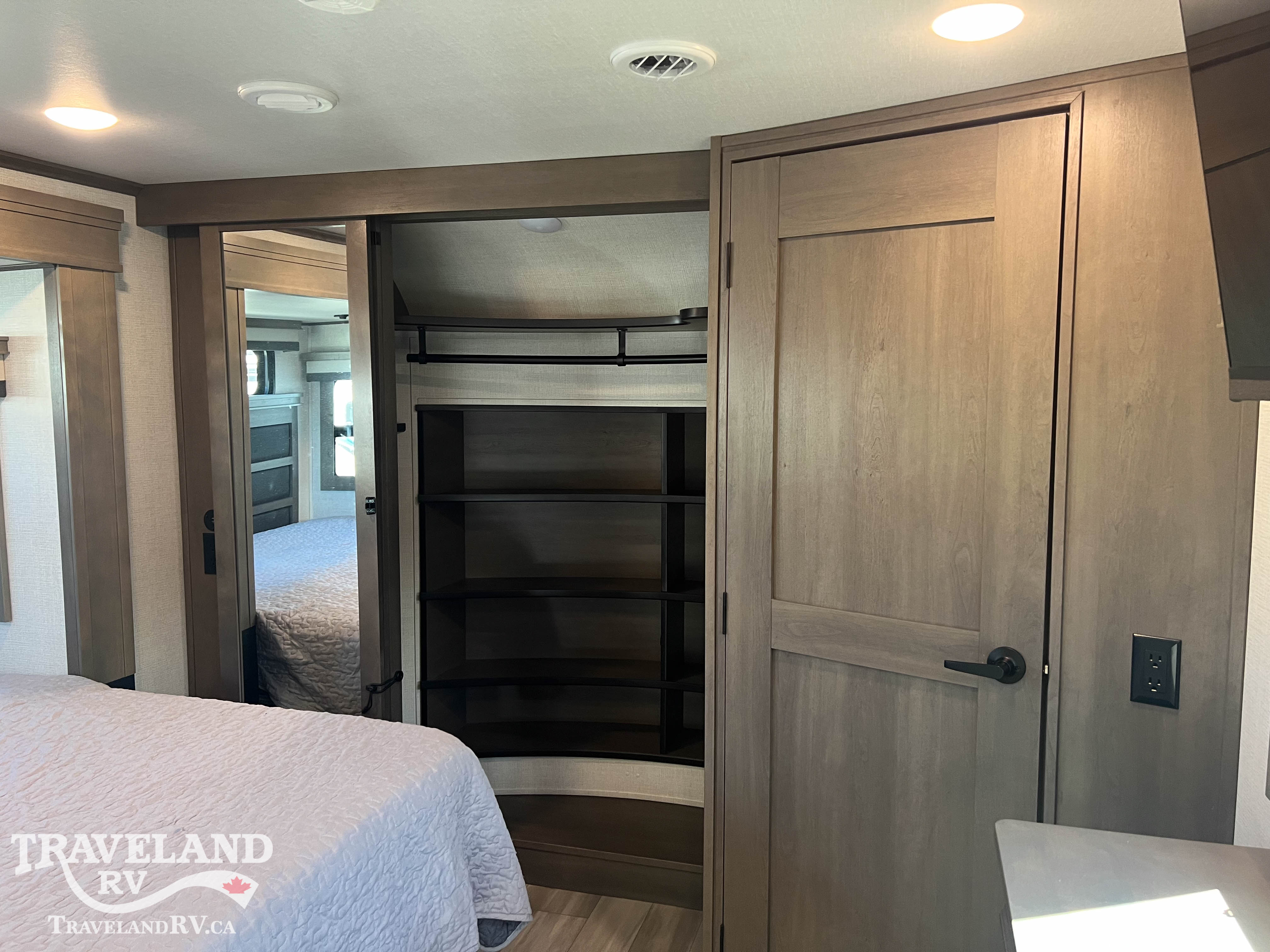2024 Grand Design Solitude 310GK - Image 29