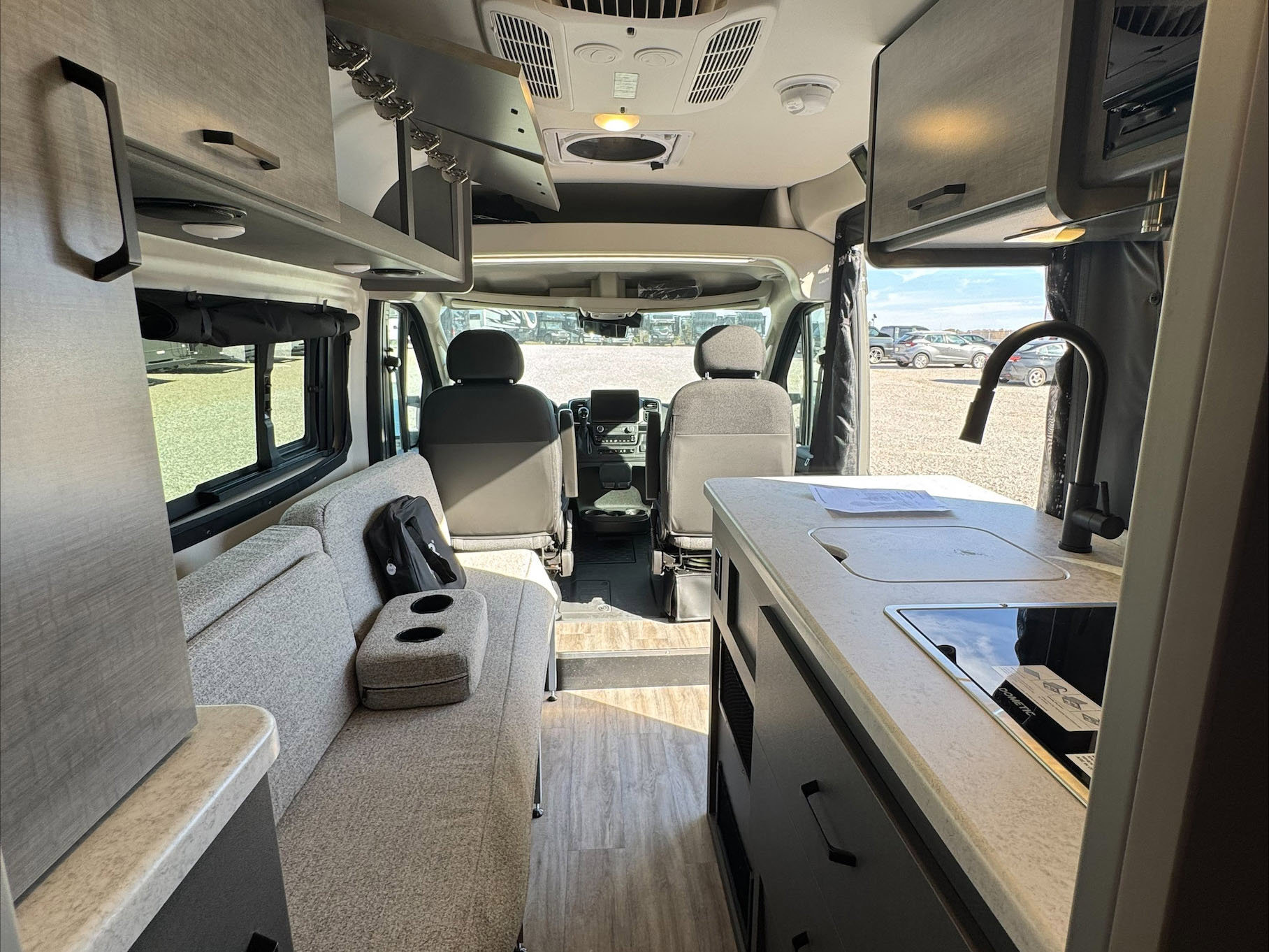 2026 THOR MOTOR COACH RIZE 18MS - Image 16