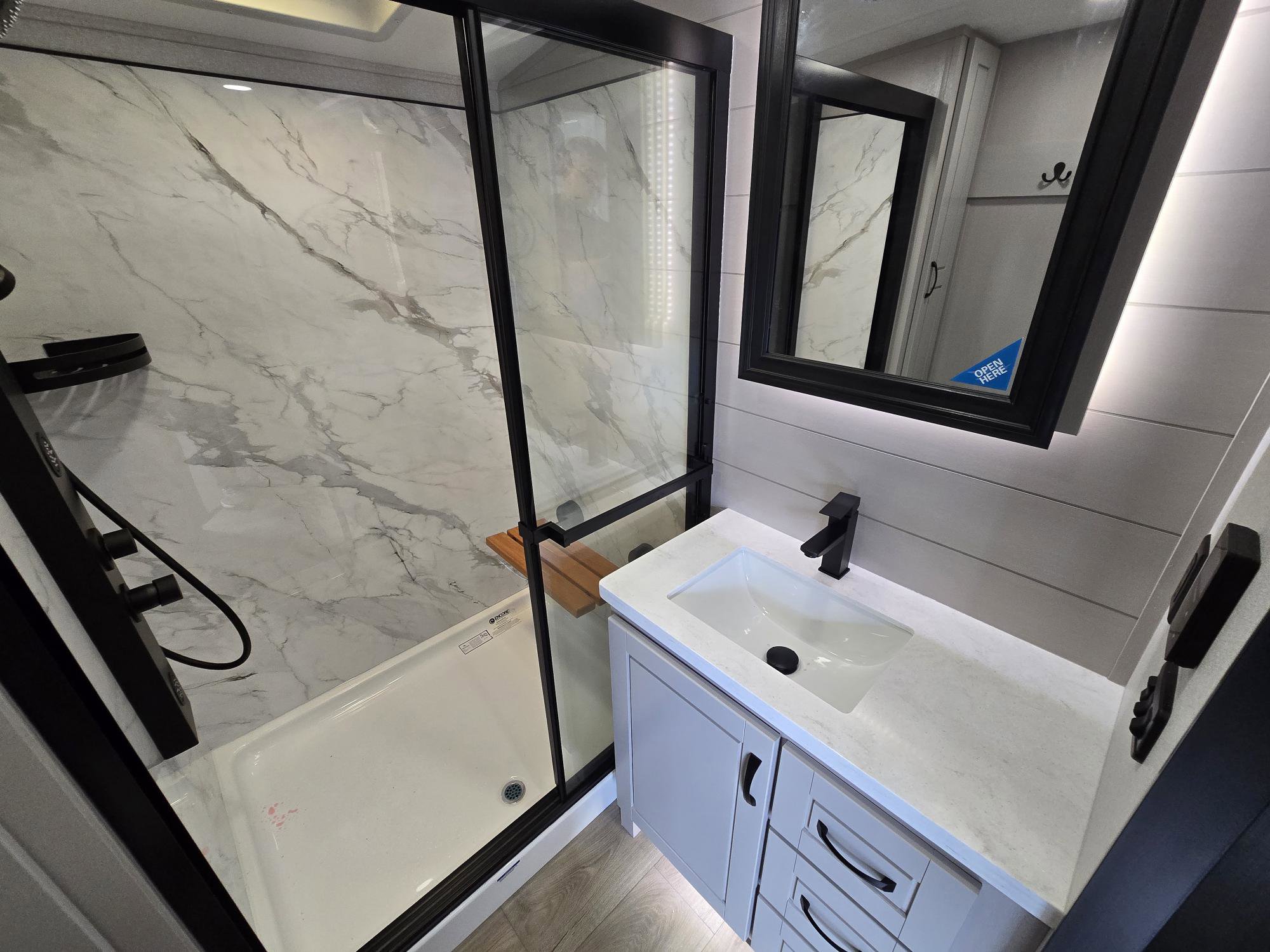 2026 JAYCO NORTH POINT 310RLTS - Image 22