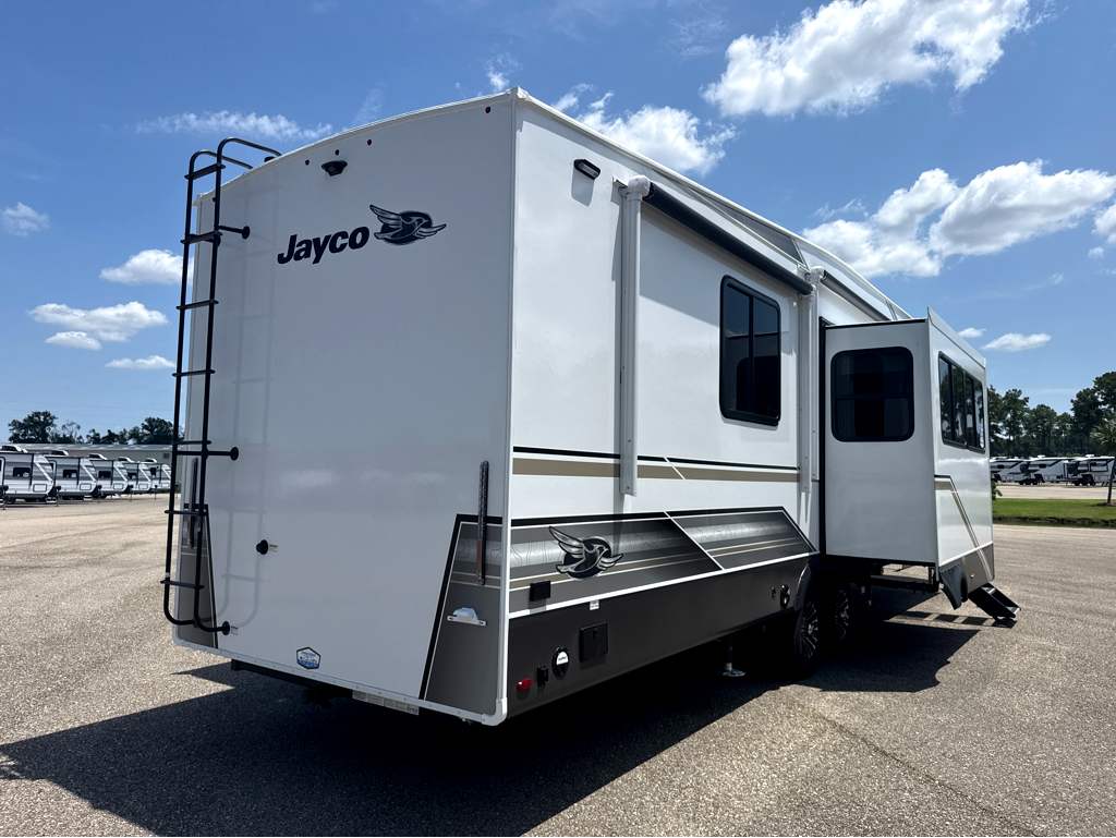 2027 JAYCO EAGLE 367TBTS - Image 4
