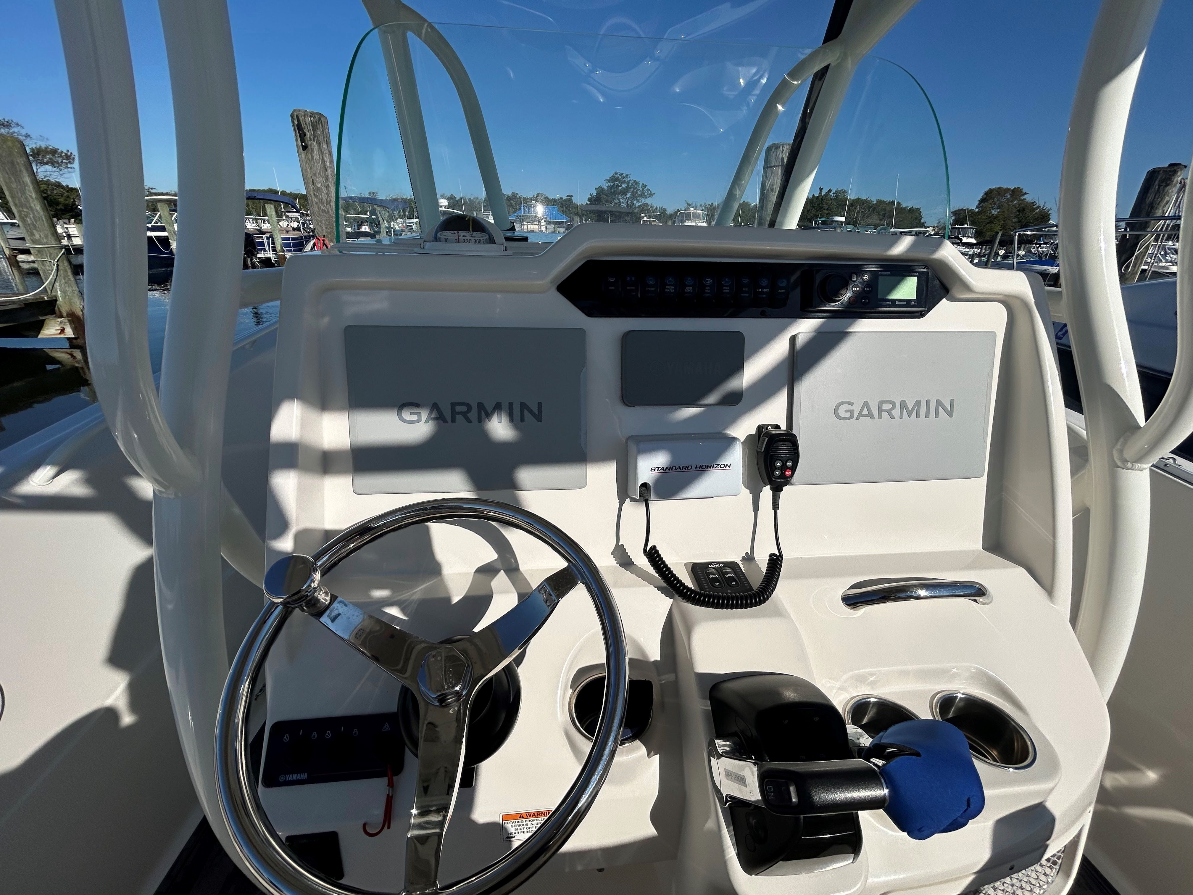 2019 Sailfish 270 CC - Image 16