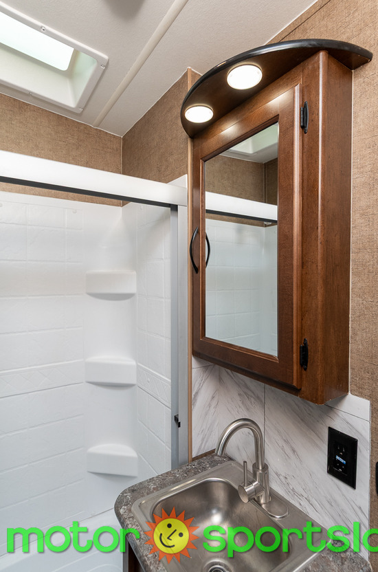 2017 Pacific Coachworks Sandsport 25FBX - Image 21