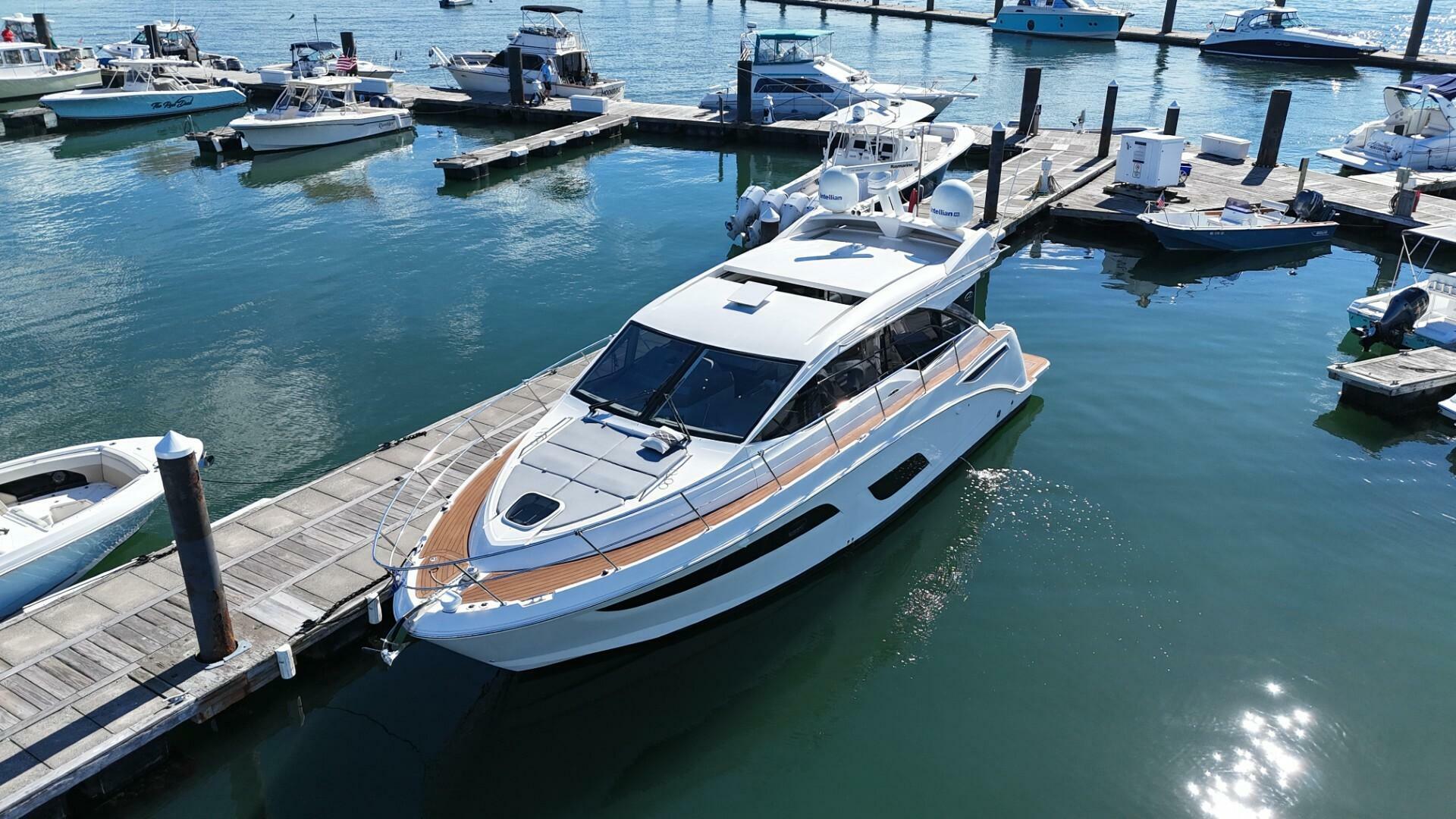 2018 Sea Ray 460 Sundancer - Image 1
