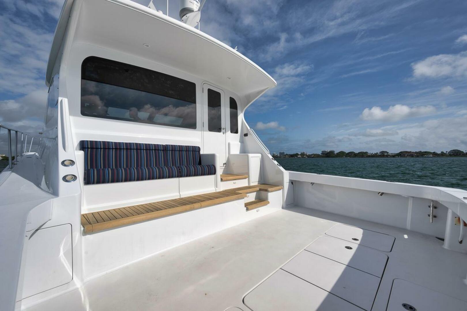 2007 Viking 52 Sport Coupe - Image 44