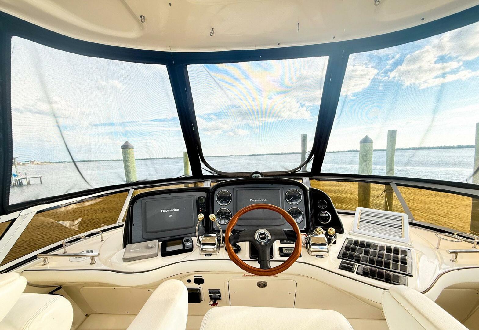 2008 Sea Ray 44 Sedan Bridge - Image 4