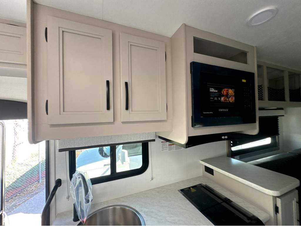 2027 ENTEGRA COACH ODYSSEY 20LF - Image 27