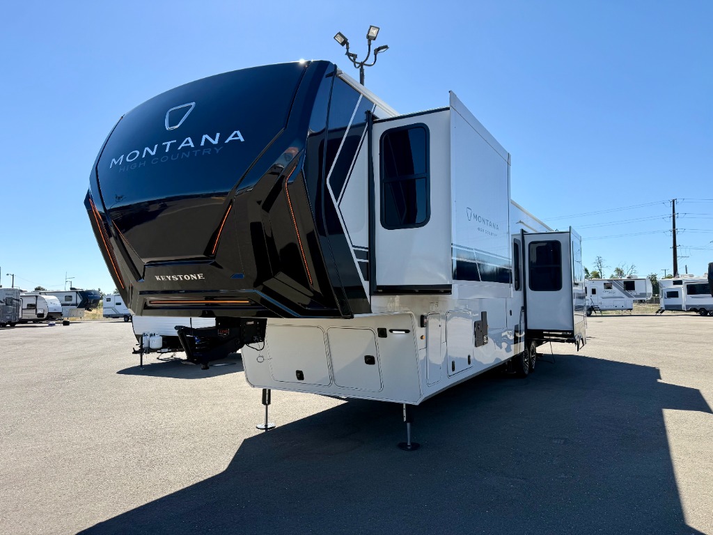 2027 High Country 391TB - Image 1