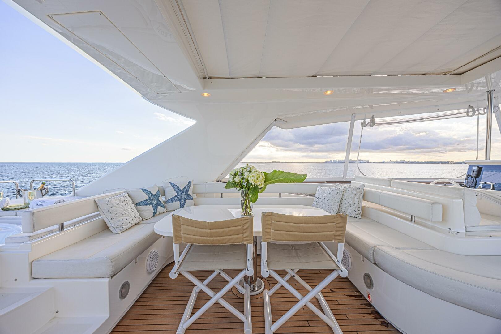 2011 Ferretti Yachts 830 - Image 9