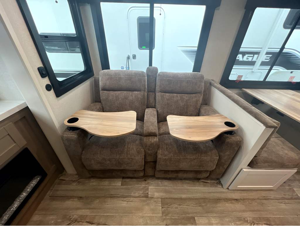 2026 Jayco Eagle HT 26REC - Image 9