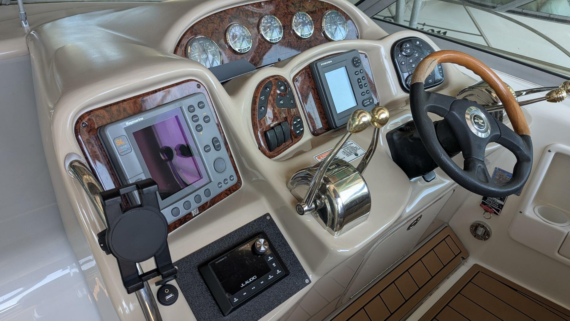 2004 Sea Ray 340 Sundancer - Image 17