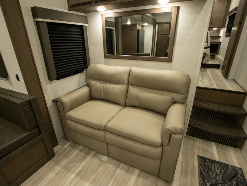 2026 Keystone Cougar Sport 2700BH - Image 6