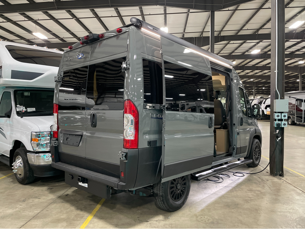 2027 Jayco Comet 18C - Image 2