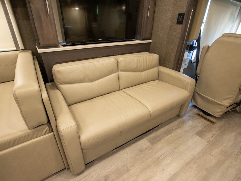 2022 Thor Motor Coach Palazzo 37.4 - Image 28