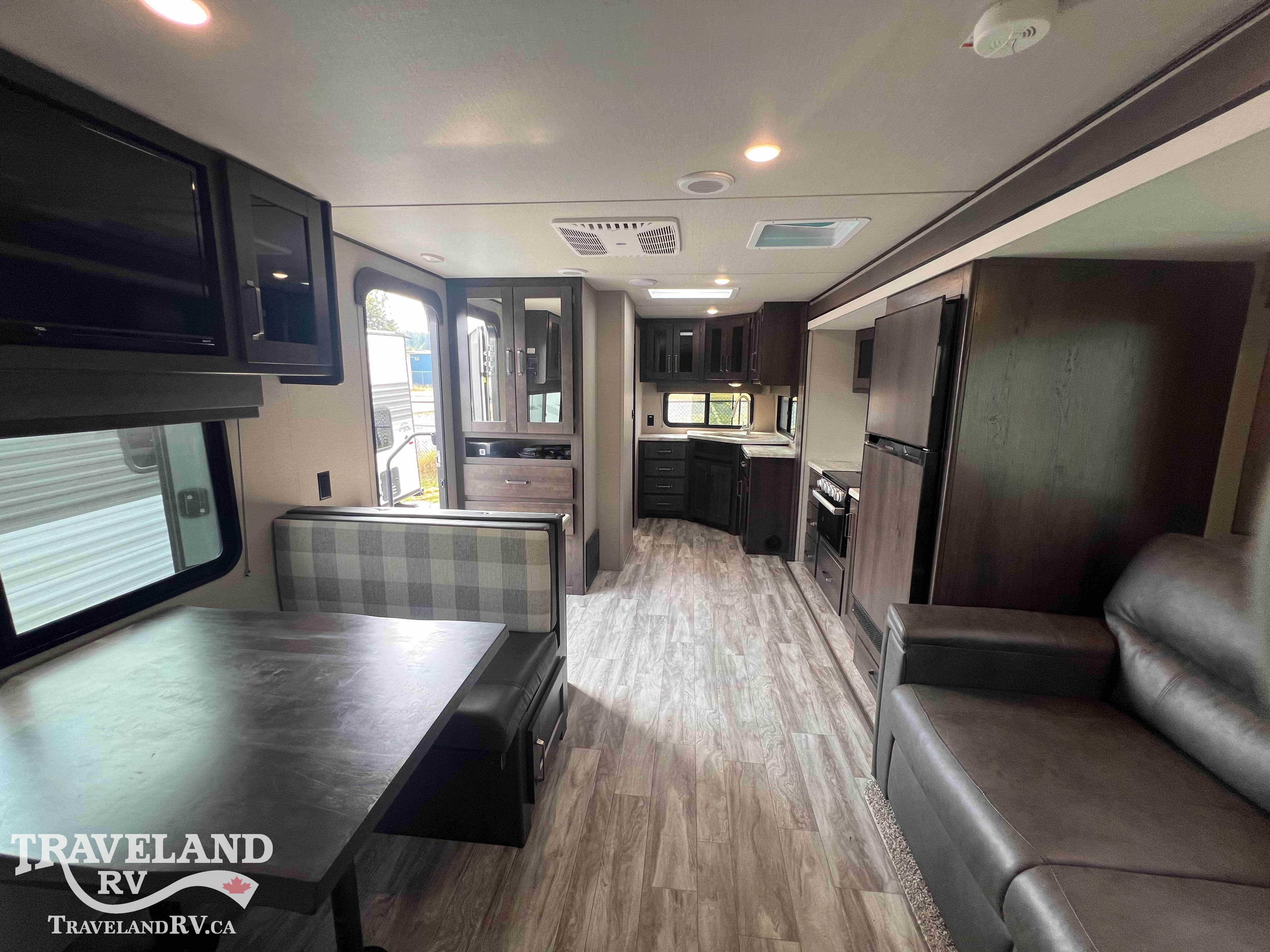 2022 Grand Design Transcend XPLOR 240ML - Image 3