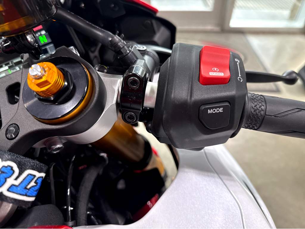 2026 Yamaha YZF-R7 70th Anniversary - Image 11