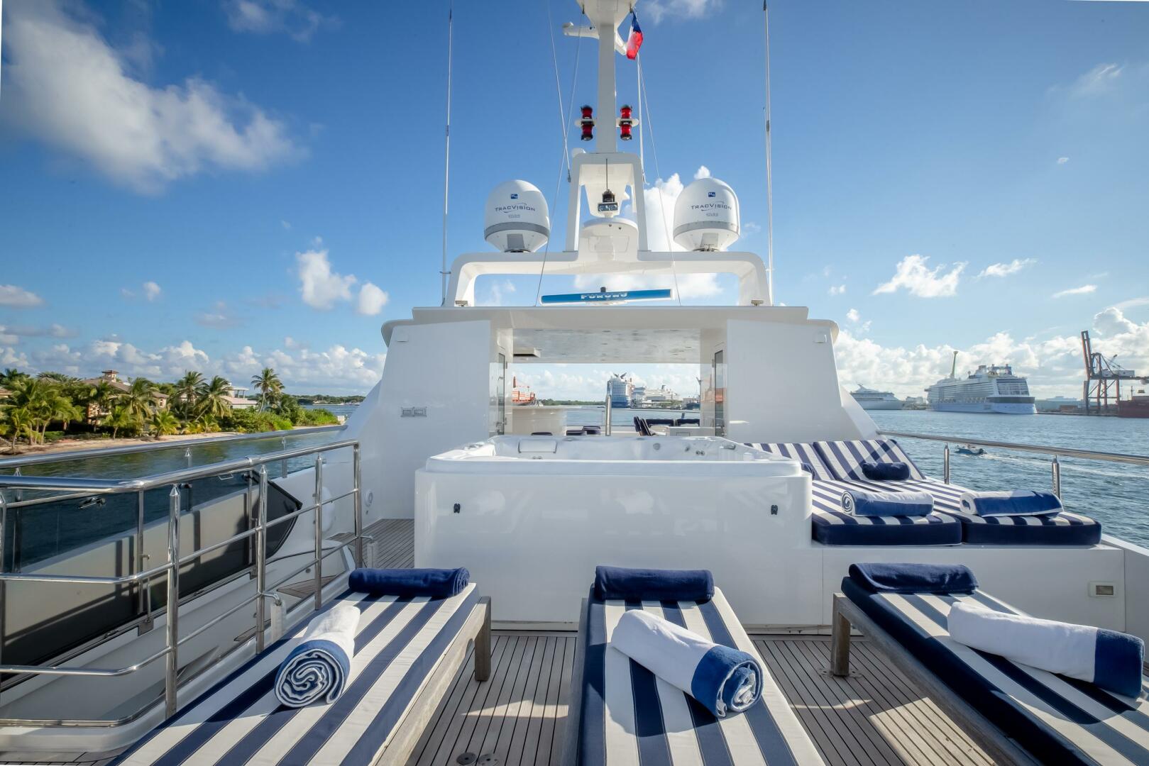 2009 Horizon Model Tri-Deck - Image 45