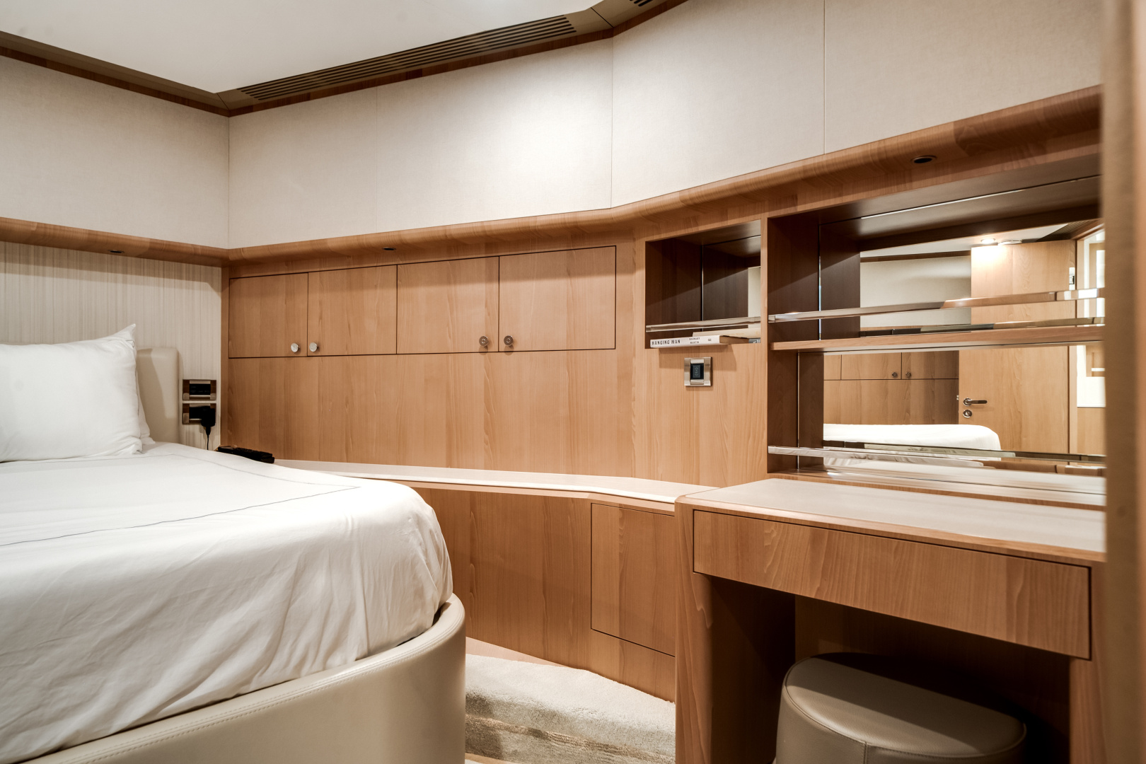 2025 Ocean Alexander 28L - Image 49
