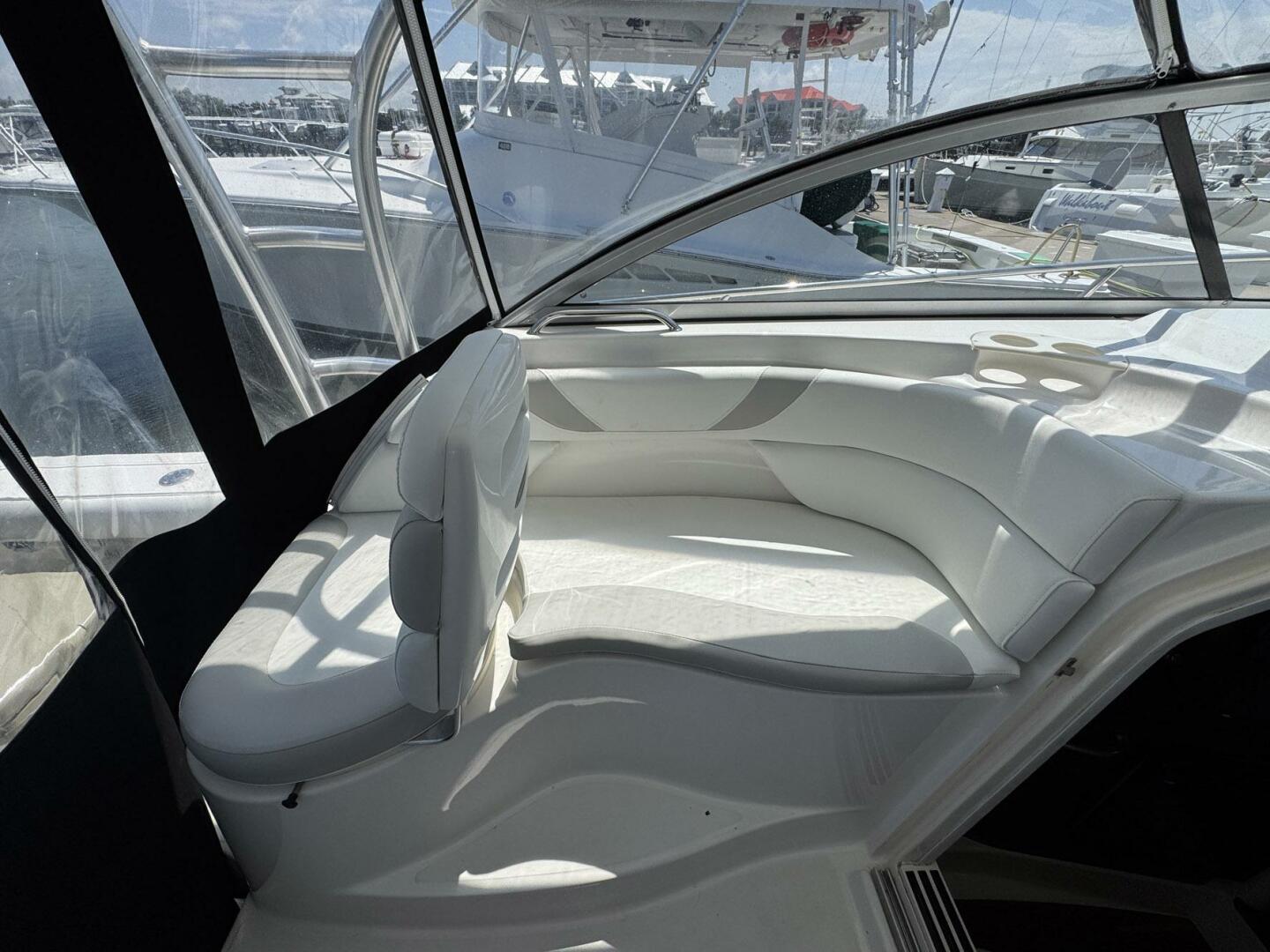 2011 Boston Whaler 305 Conquest - Image 26