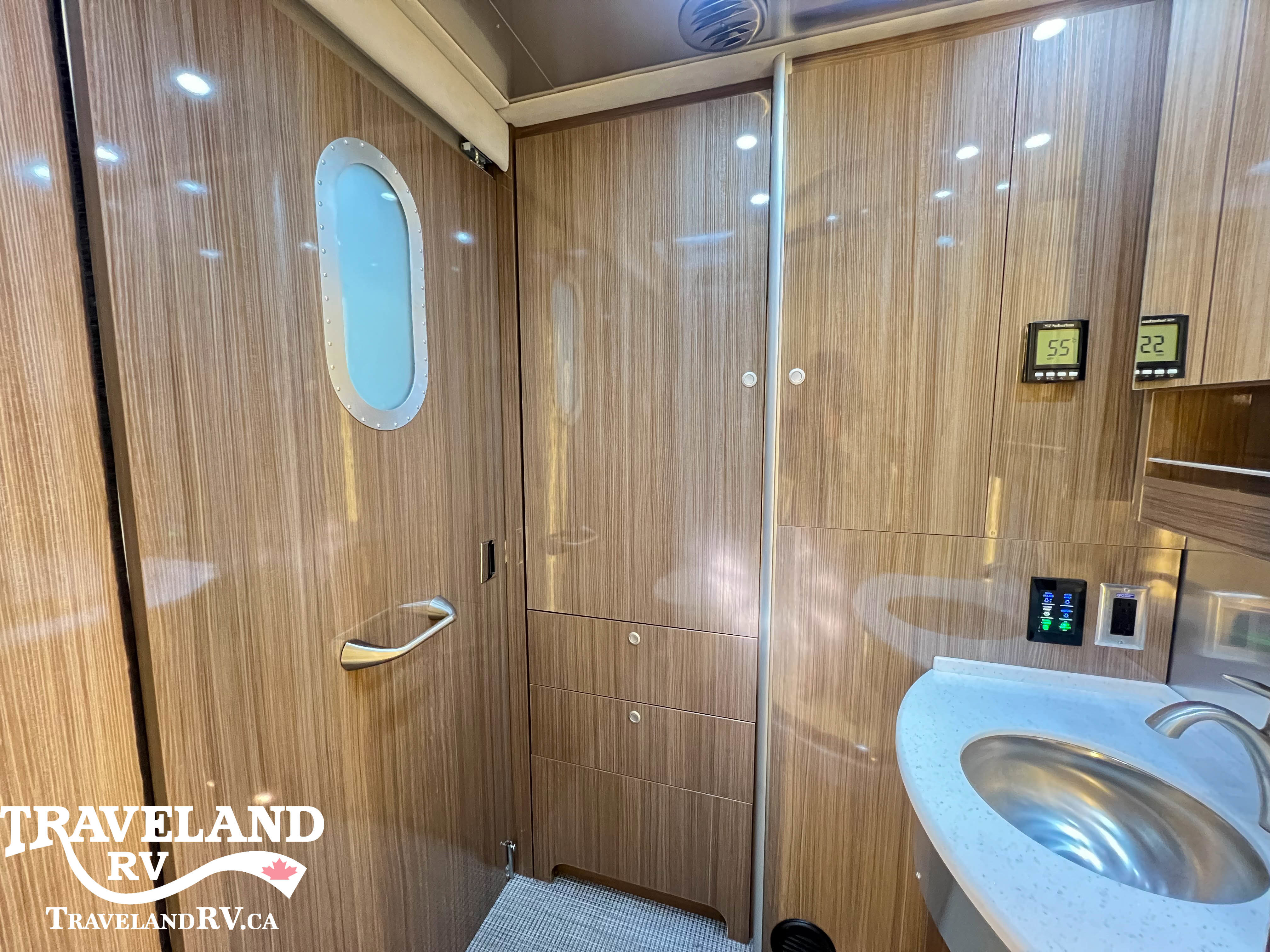 2019 Airstream Atlas Murphy Suite - Image 31