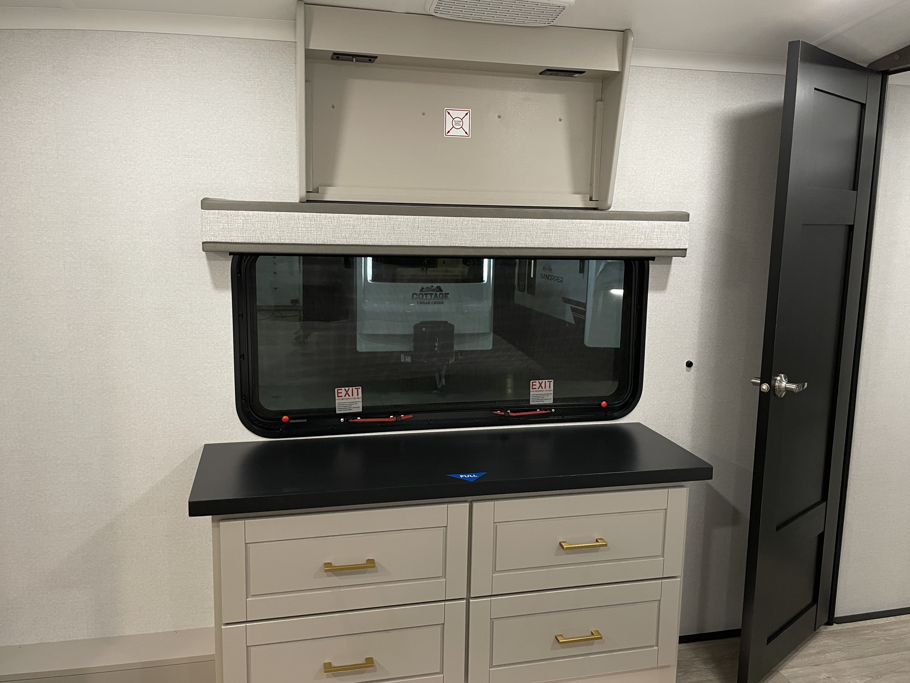 2027 Jayco North Point 391TBBH - Image 32
