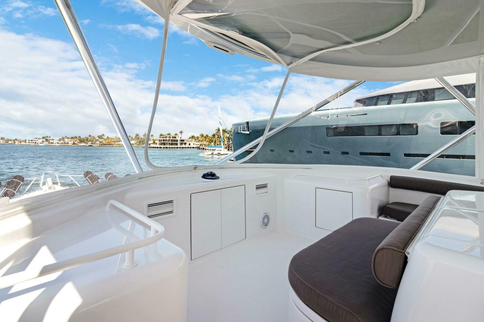 2016 Hatteras GT63 - Image 27