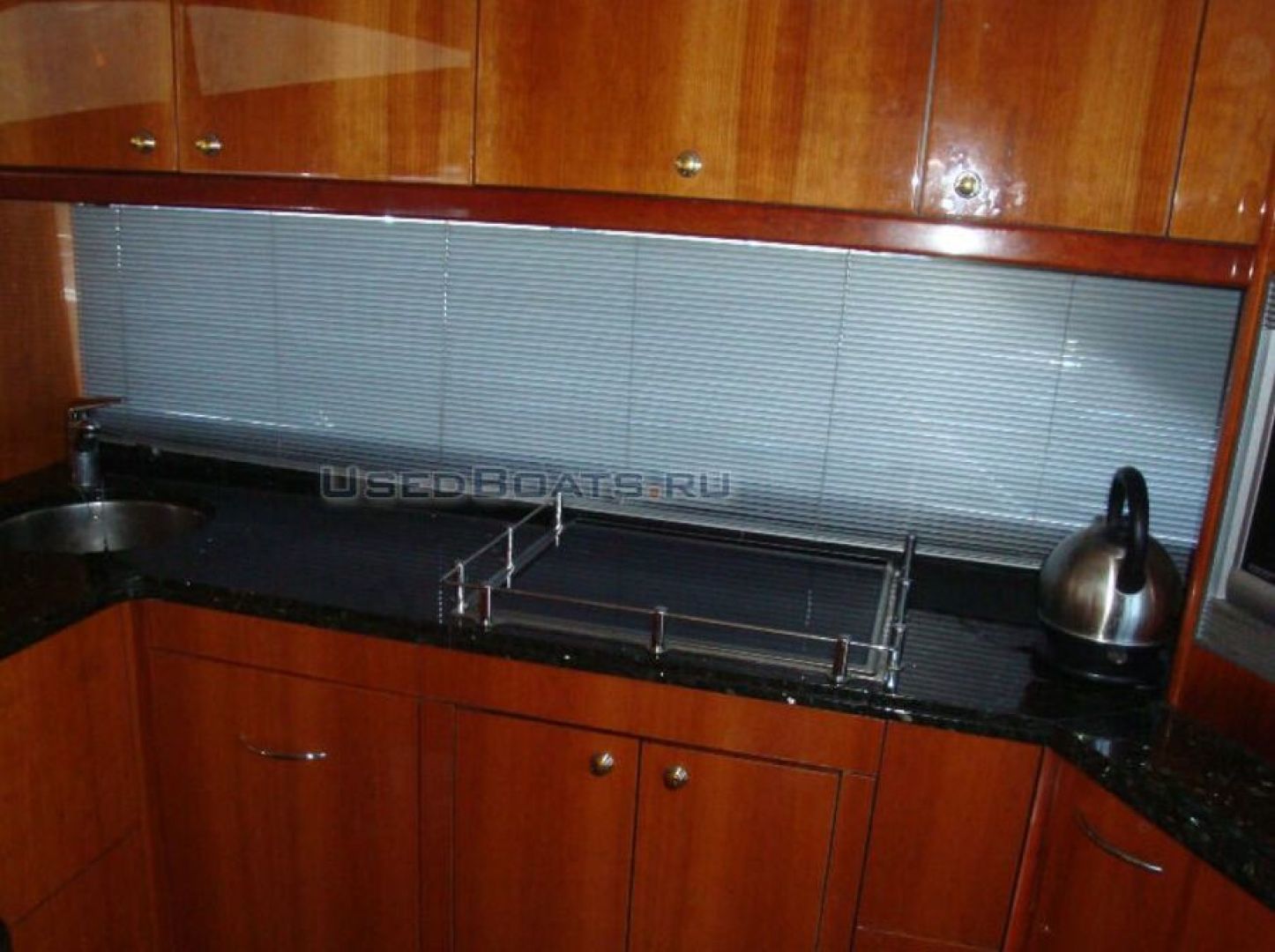 2006 Sunseeker Manhattan - Image 8