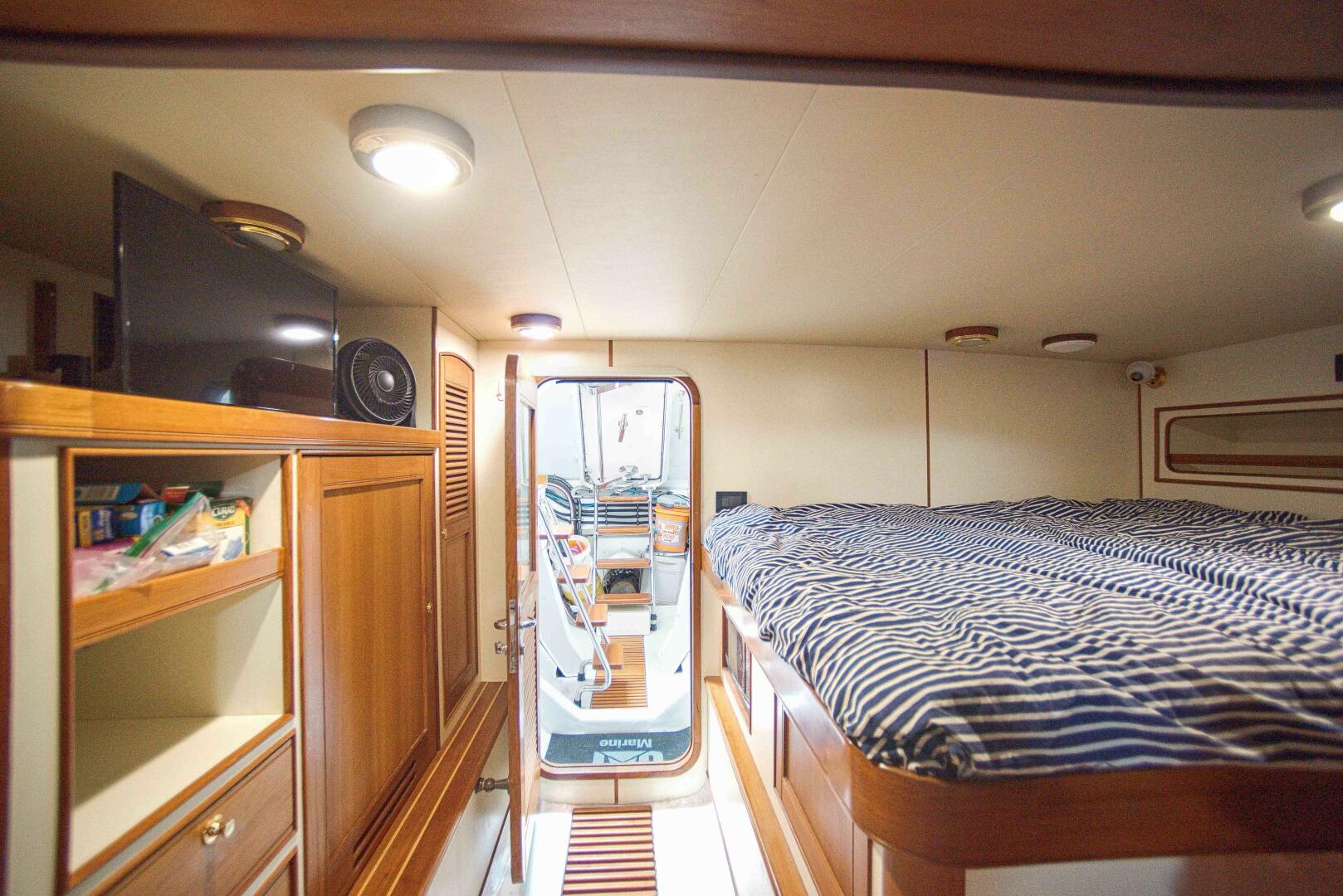 2009 Marlow Explorer - Image 35