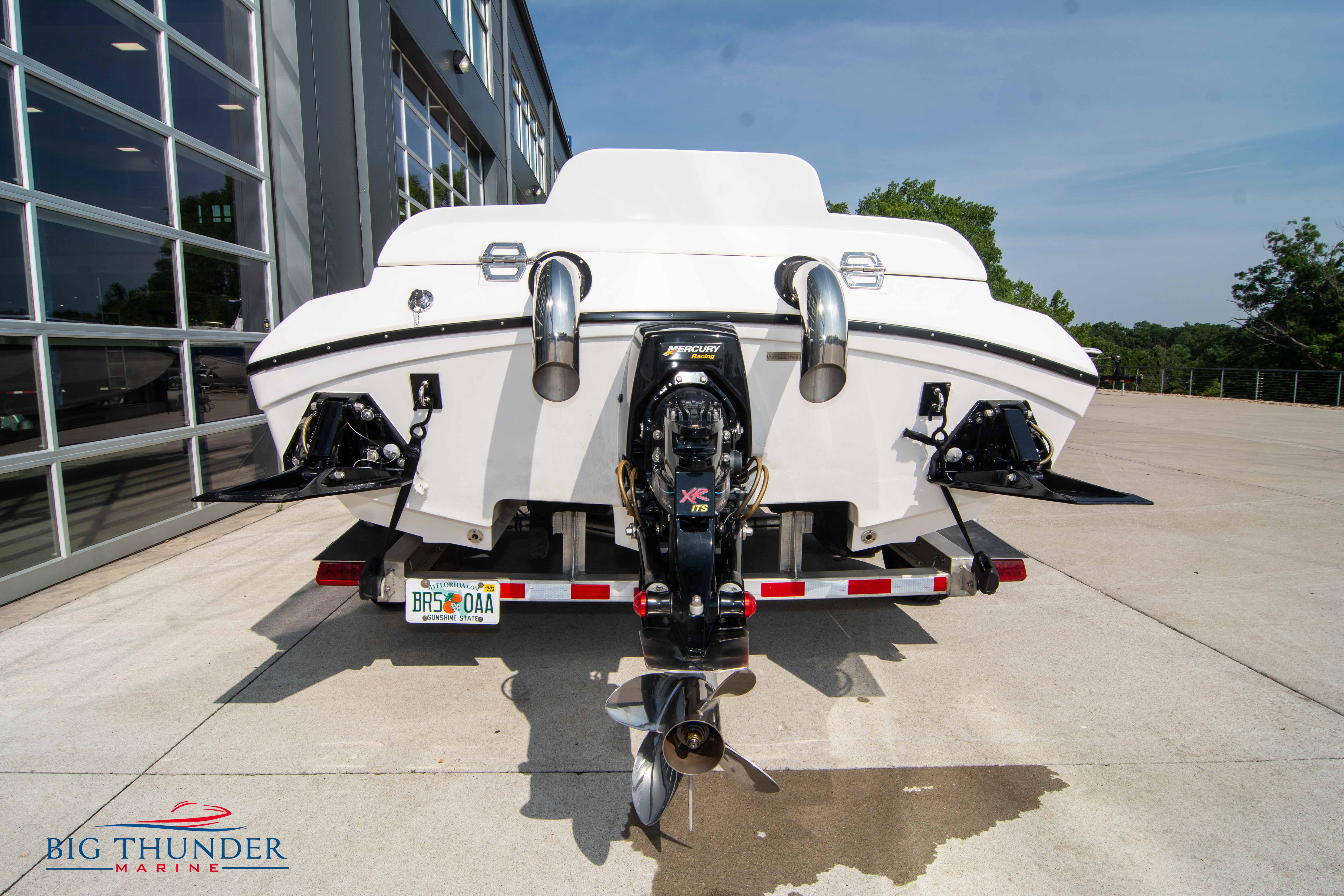 2019 Spectre Screaming Eagle 22 Talon - Image 13