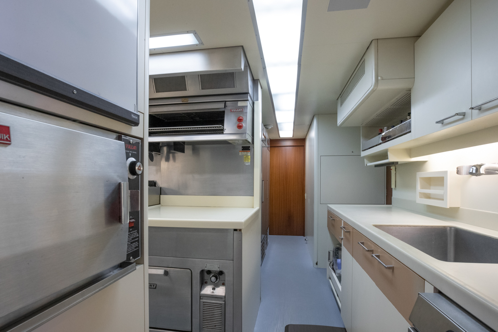 1992 Feadship Tri-Deck - Image 23