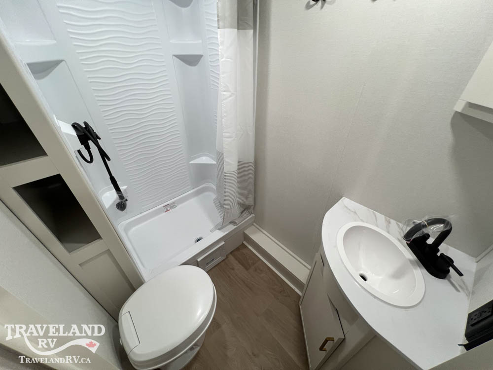 2026 Grand Design Transcend ONE 161DB - Image 24