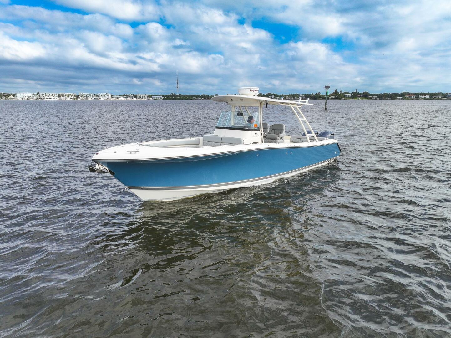2012 Pursuit ST 310 Sport - Image 13