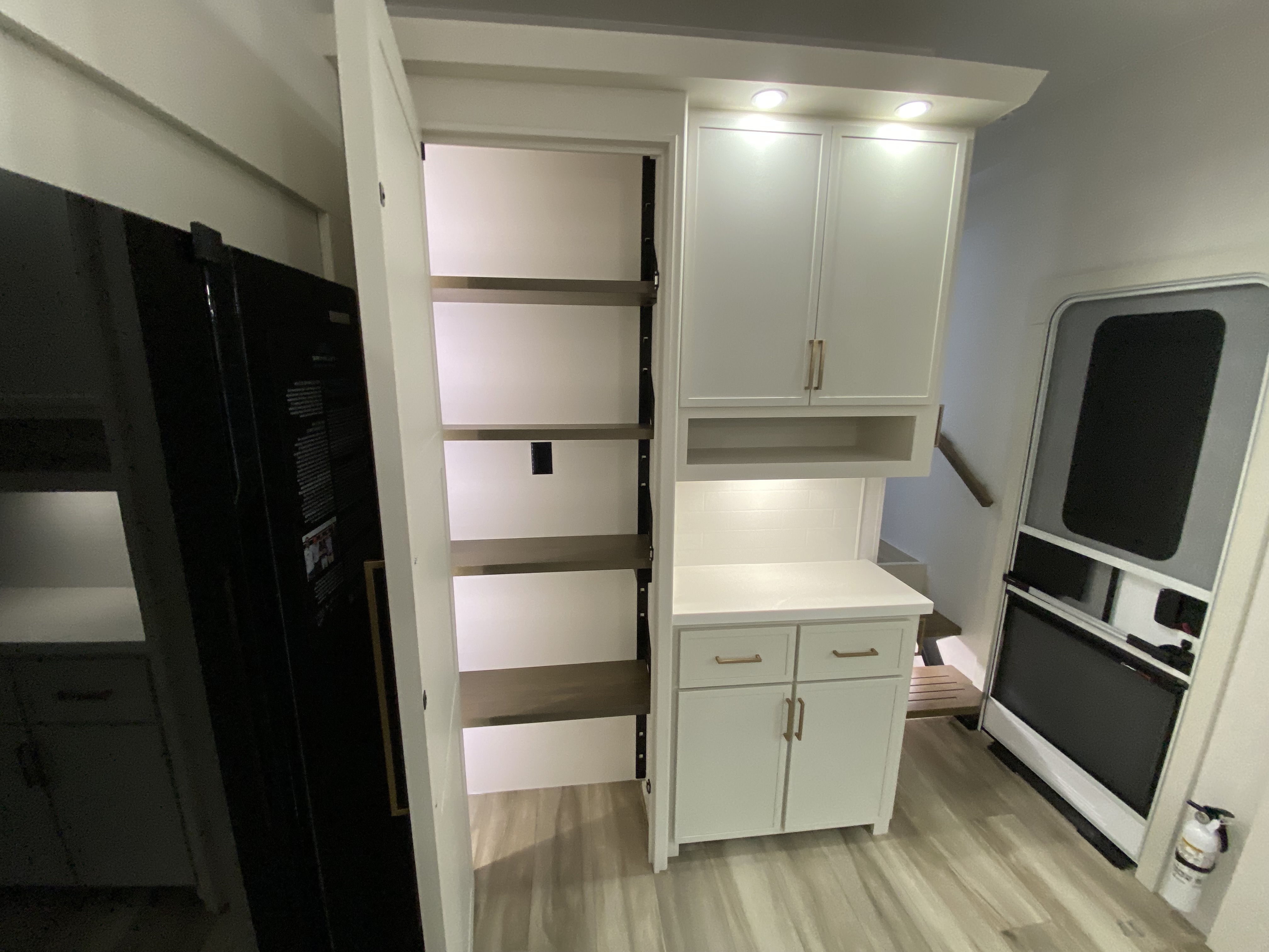 2027 Brinkley RV Model Z 3100 - Image 18