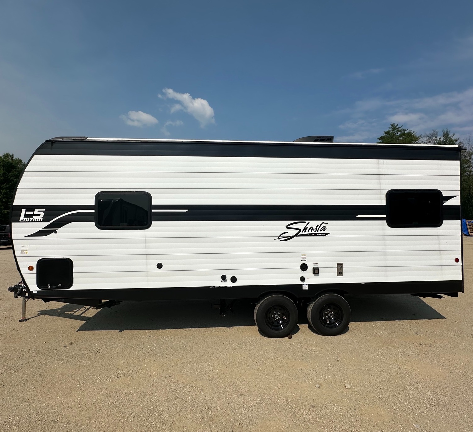 2026 Forest River Shasta SST521CK - Image 2
