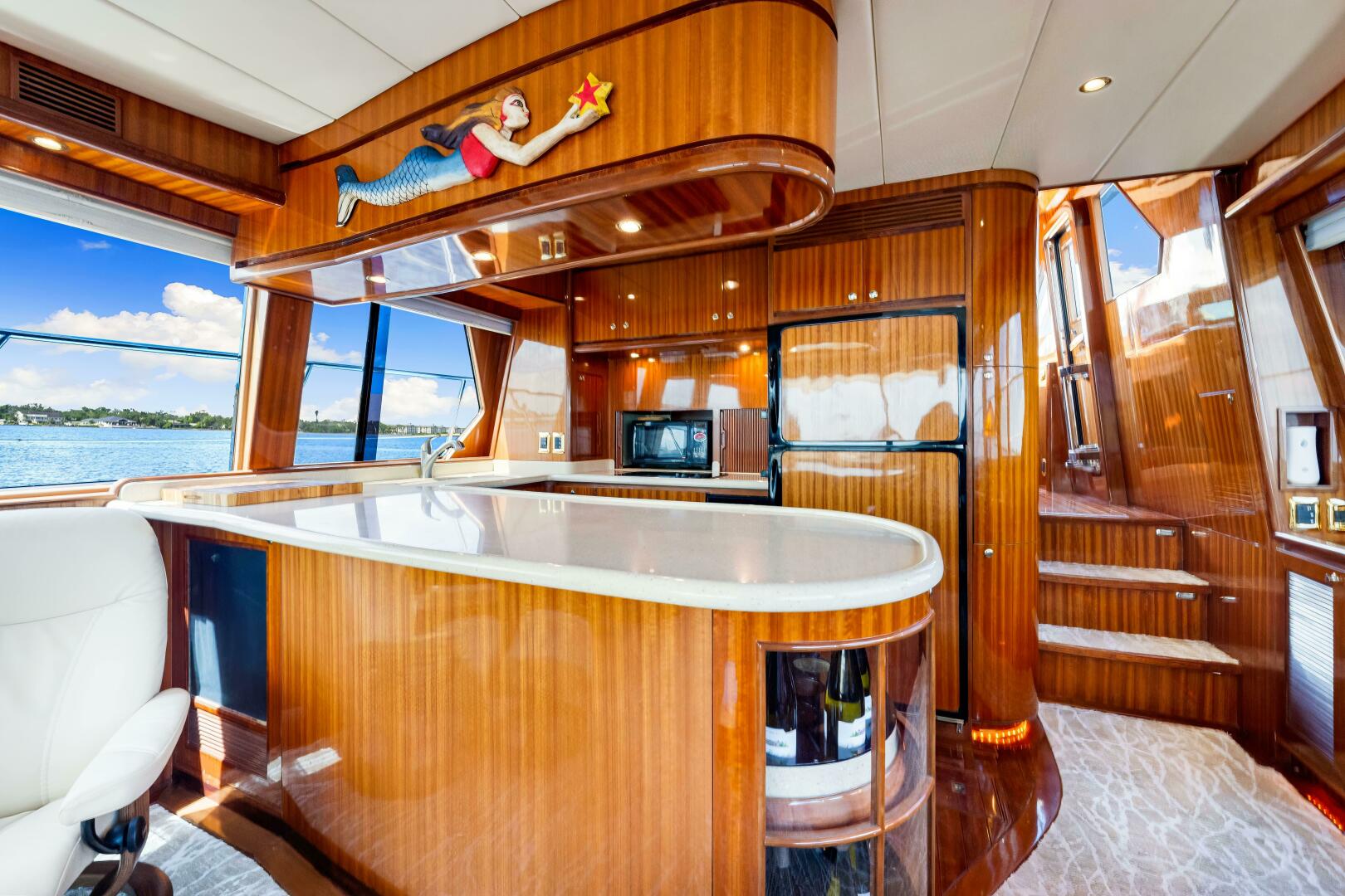 2007 Hampton 558 Pilothouse - Image 7