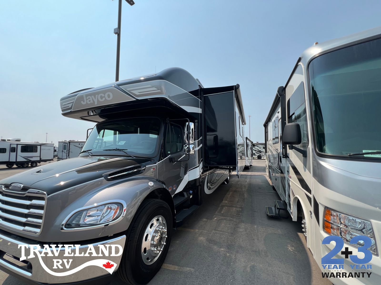 2025 Jayco Seneca Prestige 37K - Image 3