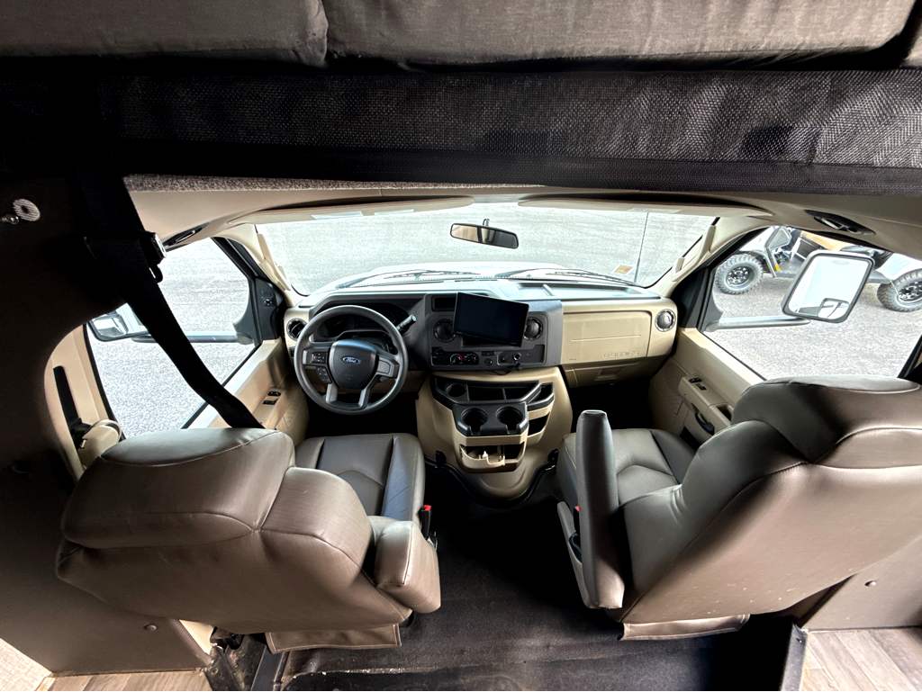 2023 ENTEGRA COACH ODYSSEY 26M - Image 11